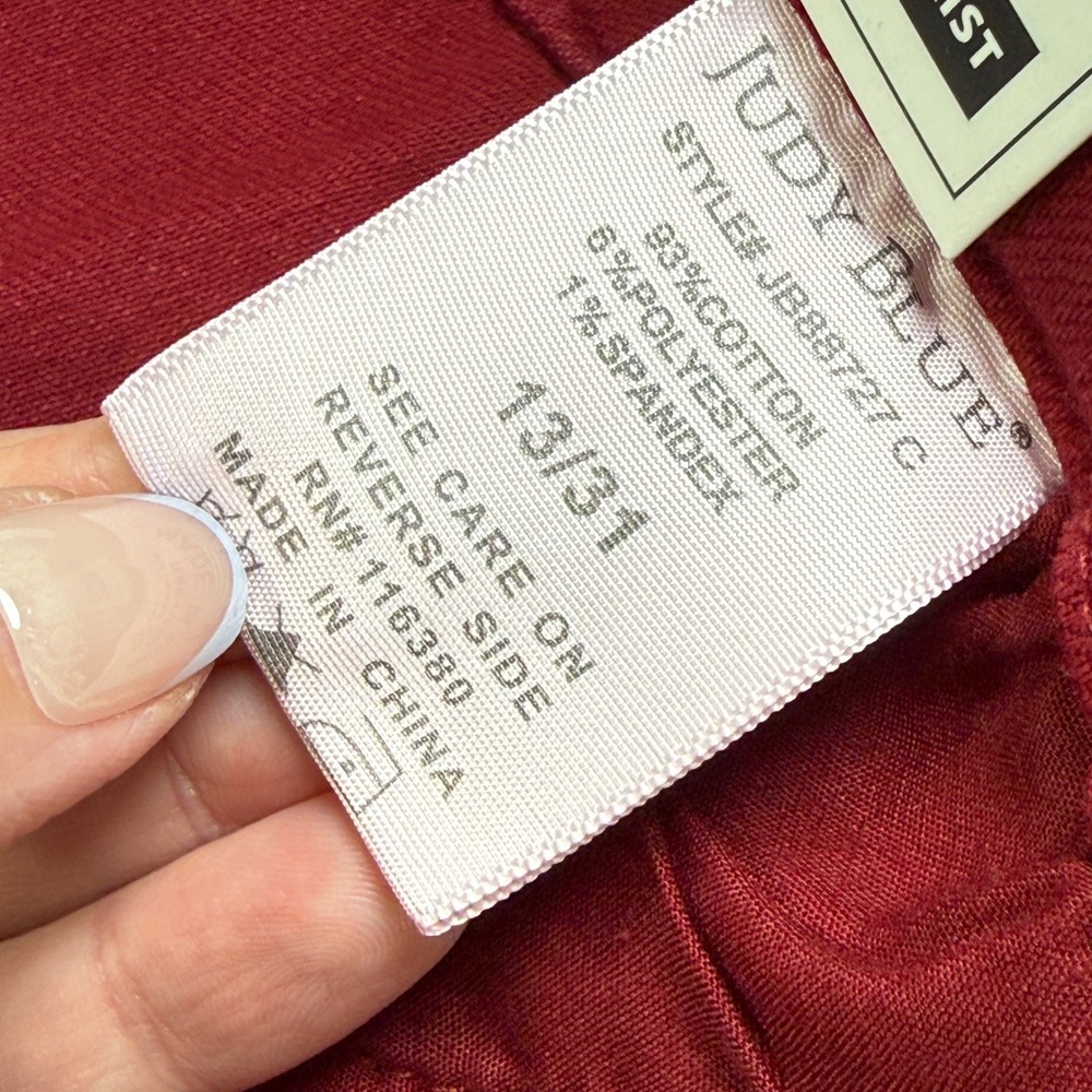 NWT Judy Blue High Waist Joggers Size 13/31 Scarlet Red Drawstring Garment Dyed - Picture 6 of 9